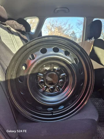 Продажа двух штампованных дисков R16 - частное объявление в Новокузнецк