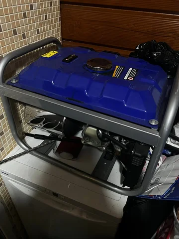 Продам бензиновый генератор в идеальном состоянии - частное объявление в Новокузнецк