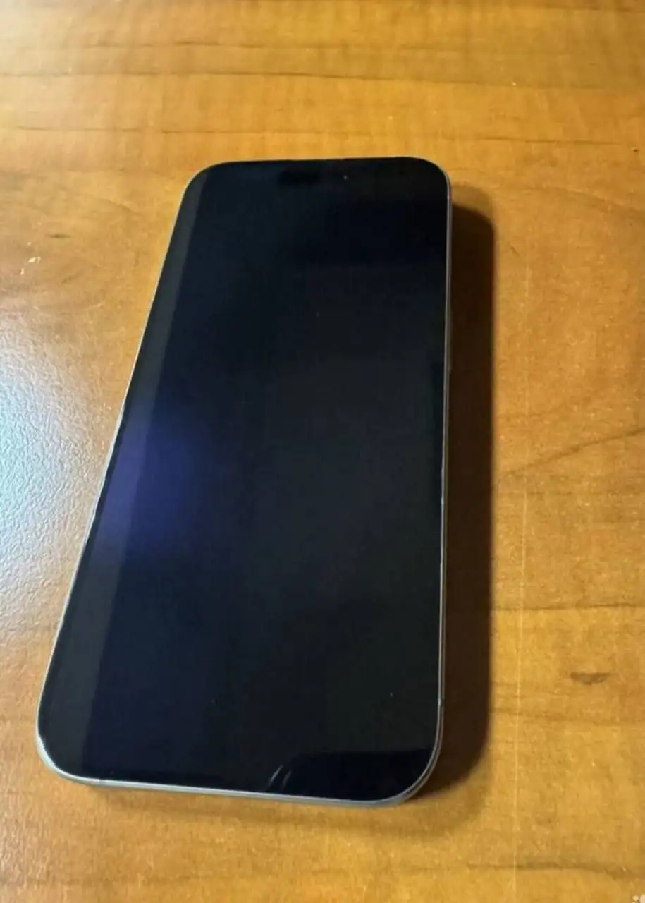 Продажа iPhone 15 Pro 256 ГБ серый - Смартфоны (Электроника) в Новокузнецк