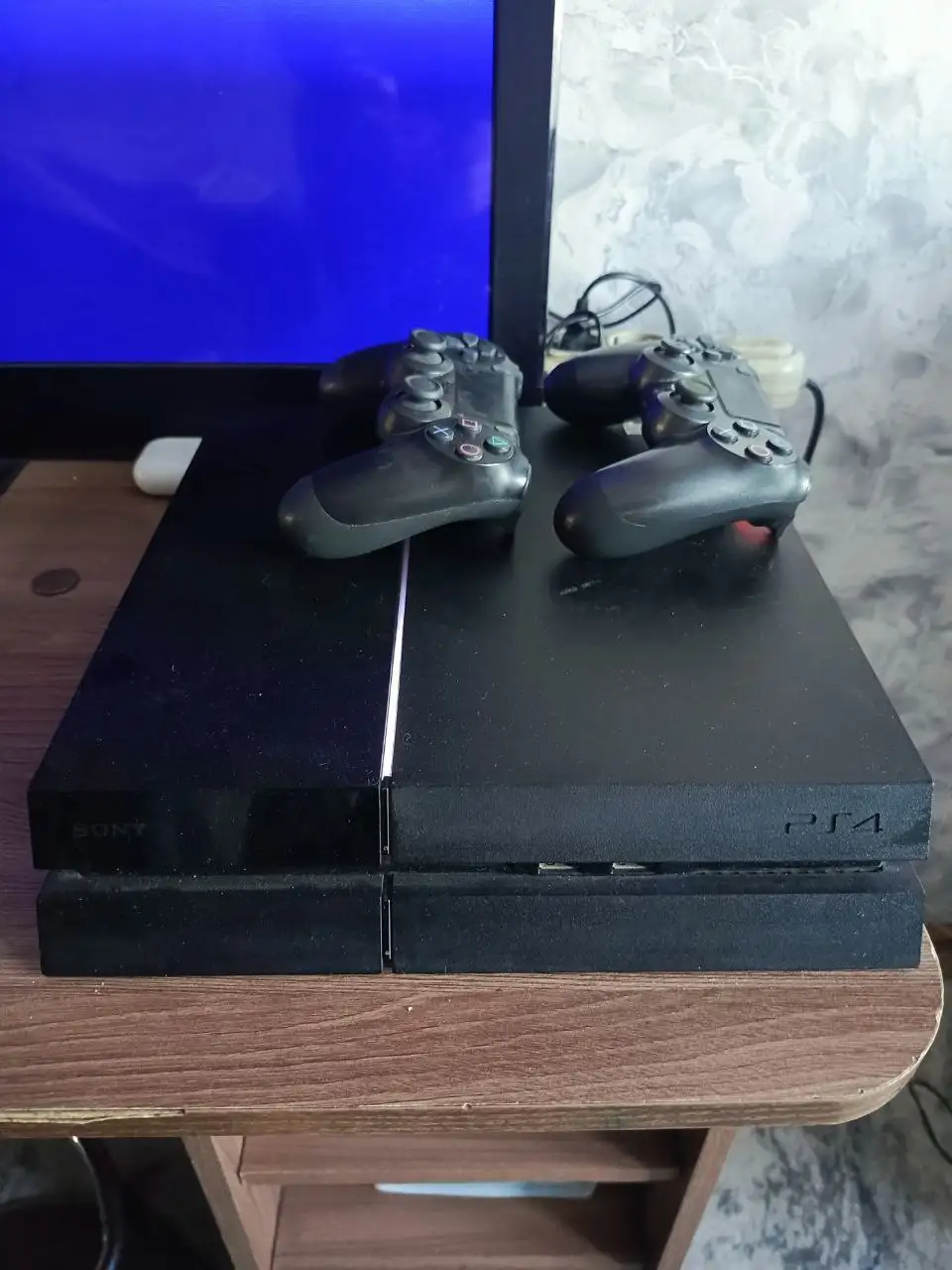 Продажа PlayStation 4 с играми - Игровые консоли (Электроника) в Новокузнецк