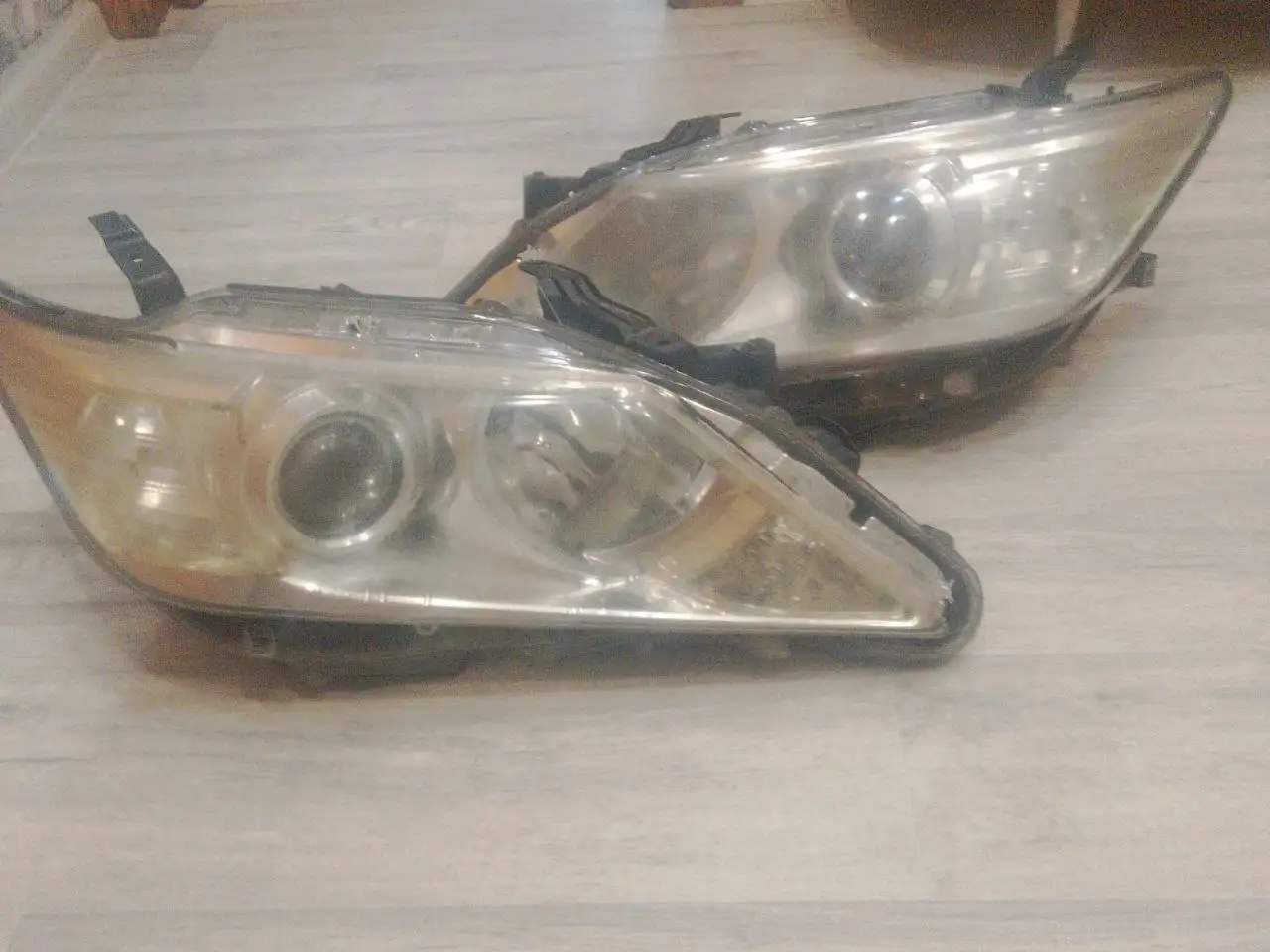 Фары Camry XV50 б/у для ремонта - Автосвет (Запчасти) в Новокузнецк