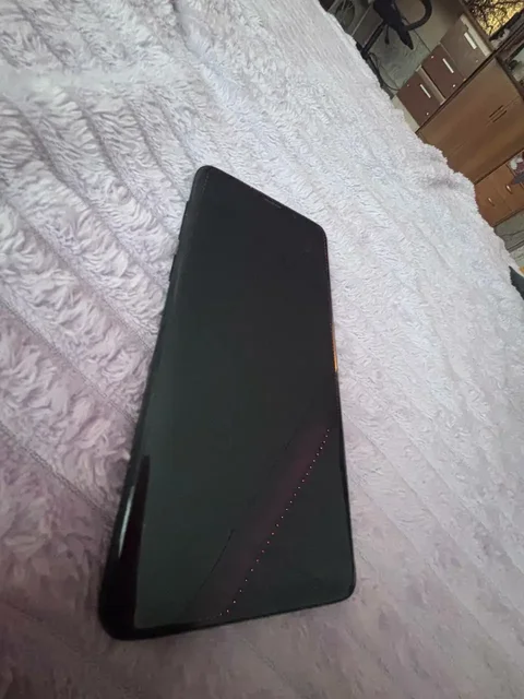 Samsung S9 Plus 256/6 с беспроводной зарядкой - Комплектующие ПК в Новокузнецк