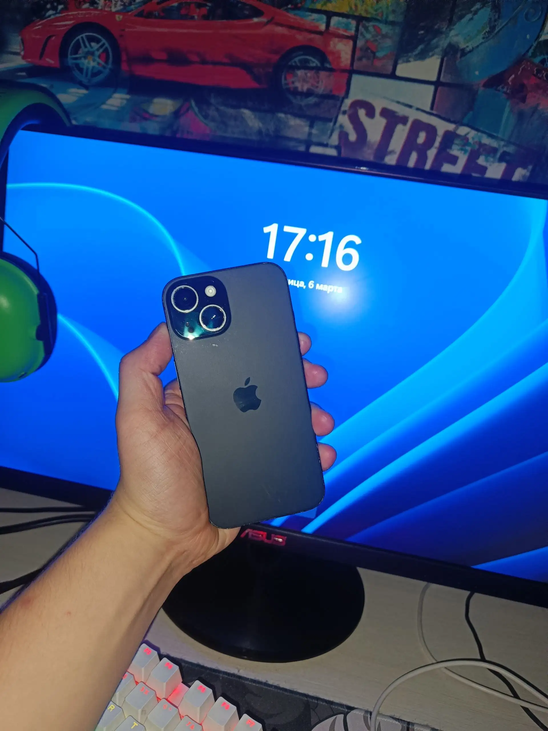 Смартфон iPhone 15 128 ГБ - Смартфоны (Электроника) в Новокузнецк