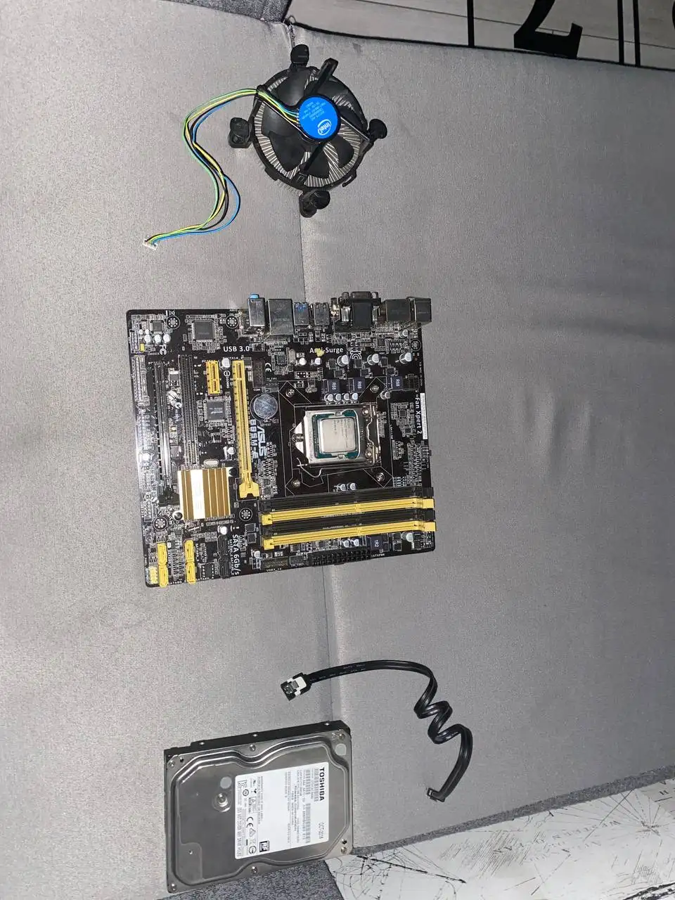 Продам плату ASUS с диском, процессором и кулером - Компьютерные комплектующие (Электроника) в Новокузнецк