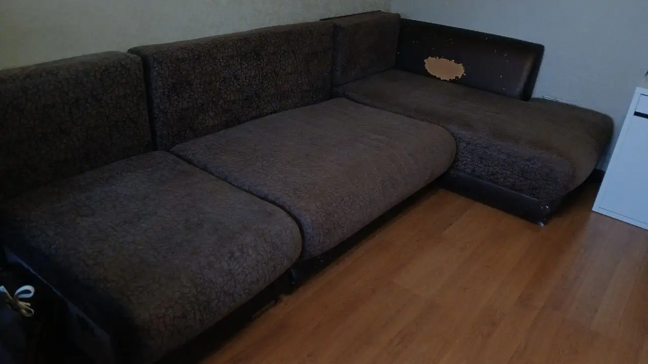 Продам диван с подушками - Мебель (Барахолка) в Новокузнецк