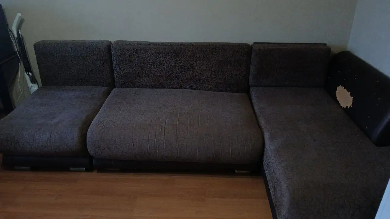 Продам диван с подушками - Мебель (Барахолка) в Новокузнецк