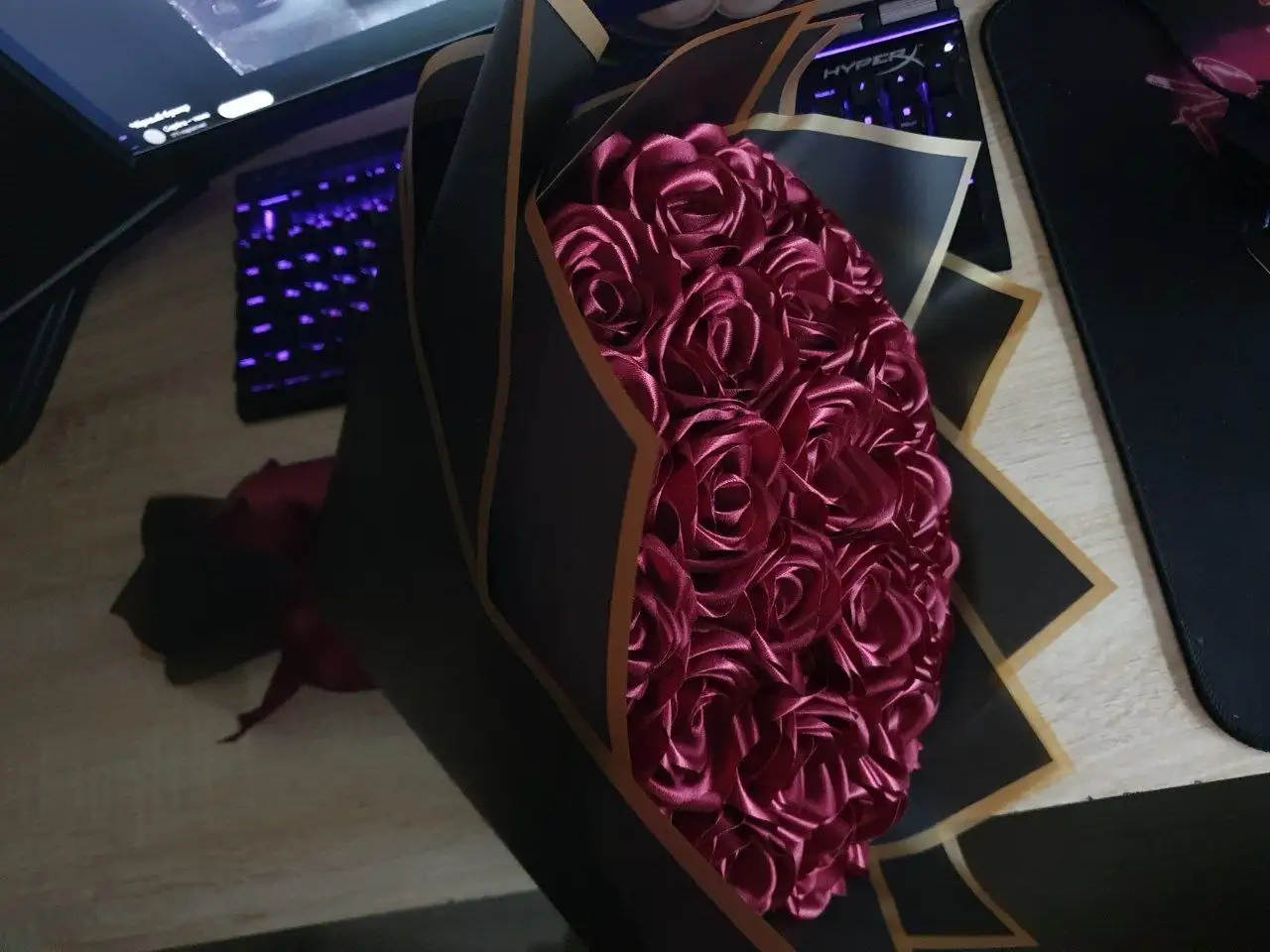 Букет 33 розы - Барахолка в Новокузнецк