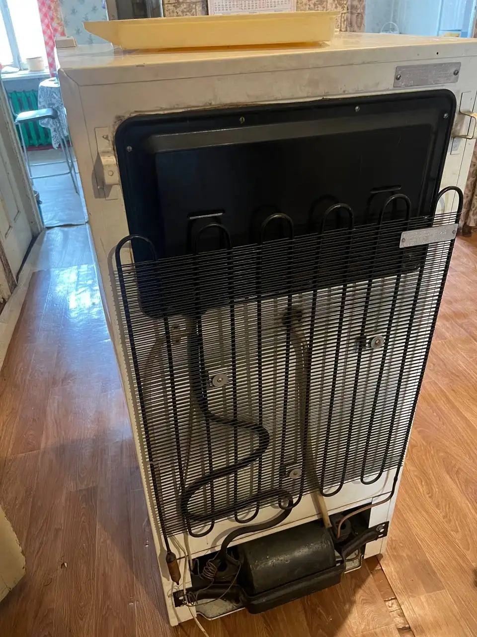 Холодильник на запчасти - Барахолка в Новокузнецк