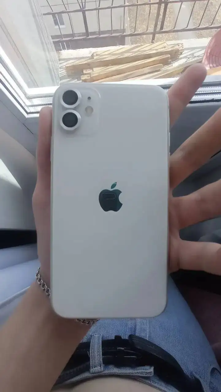 Обмен iPhone 11 на iPhone 12 серии - Смартфоны (Электроника) в Новокузнецк