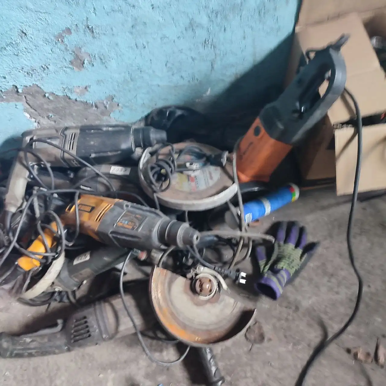 Не рабочий инструмент - Барахолка в Новокузнецк