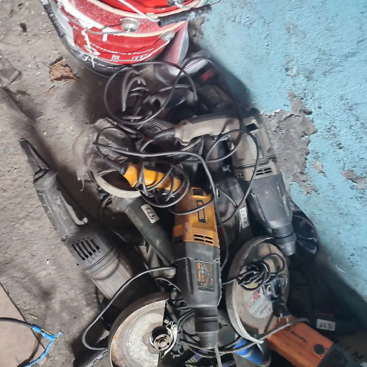 Не рабочий инструмент - Барахолка в Новокузнецк