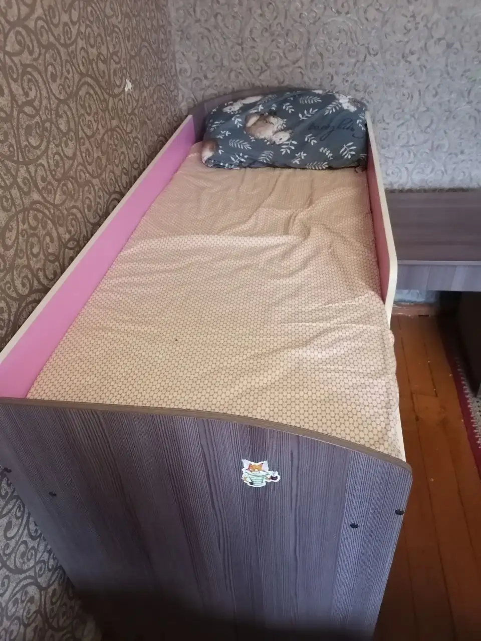 Продажа детской кровати с матрасом в Новокузнецке - Детская мебель (Товары для детей) в Новокузнецк