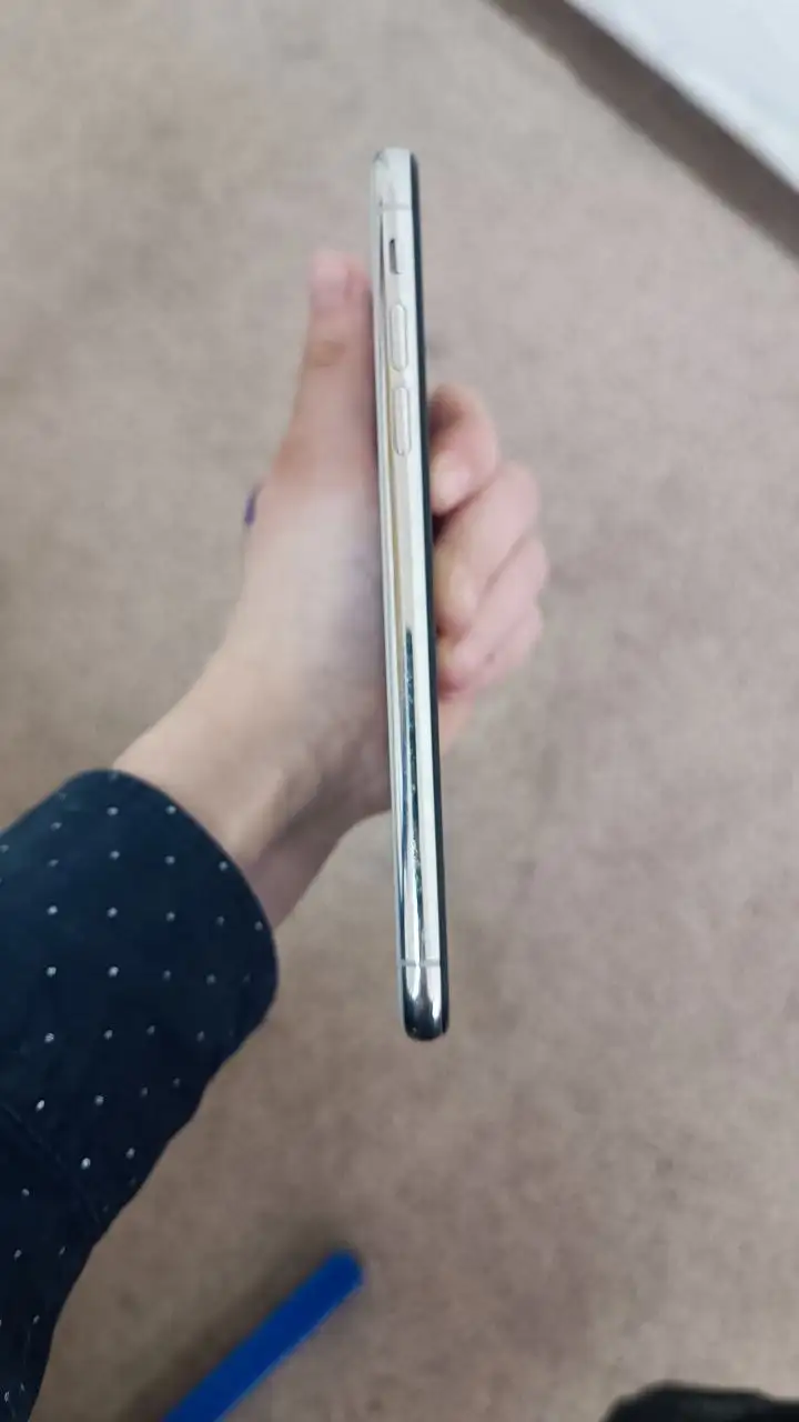 Продам айфон X с дефектом тач айди - Смартфоны (Электроника) в Новокузнецк