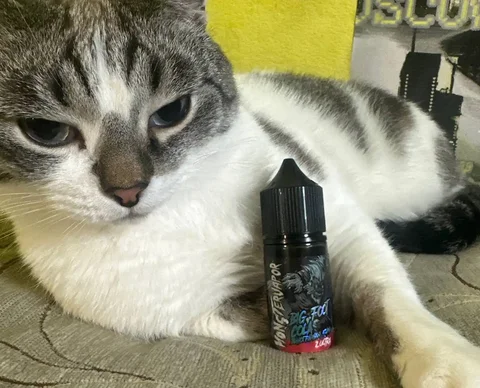 iPhone 2 Ultra Б/У - VR очки в Новокузнецк