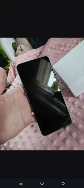 Смартфон Honor 90 Lite 8/256 в отличном состоянии - Часы и браслеты в Новокузнецк