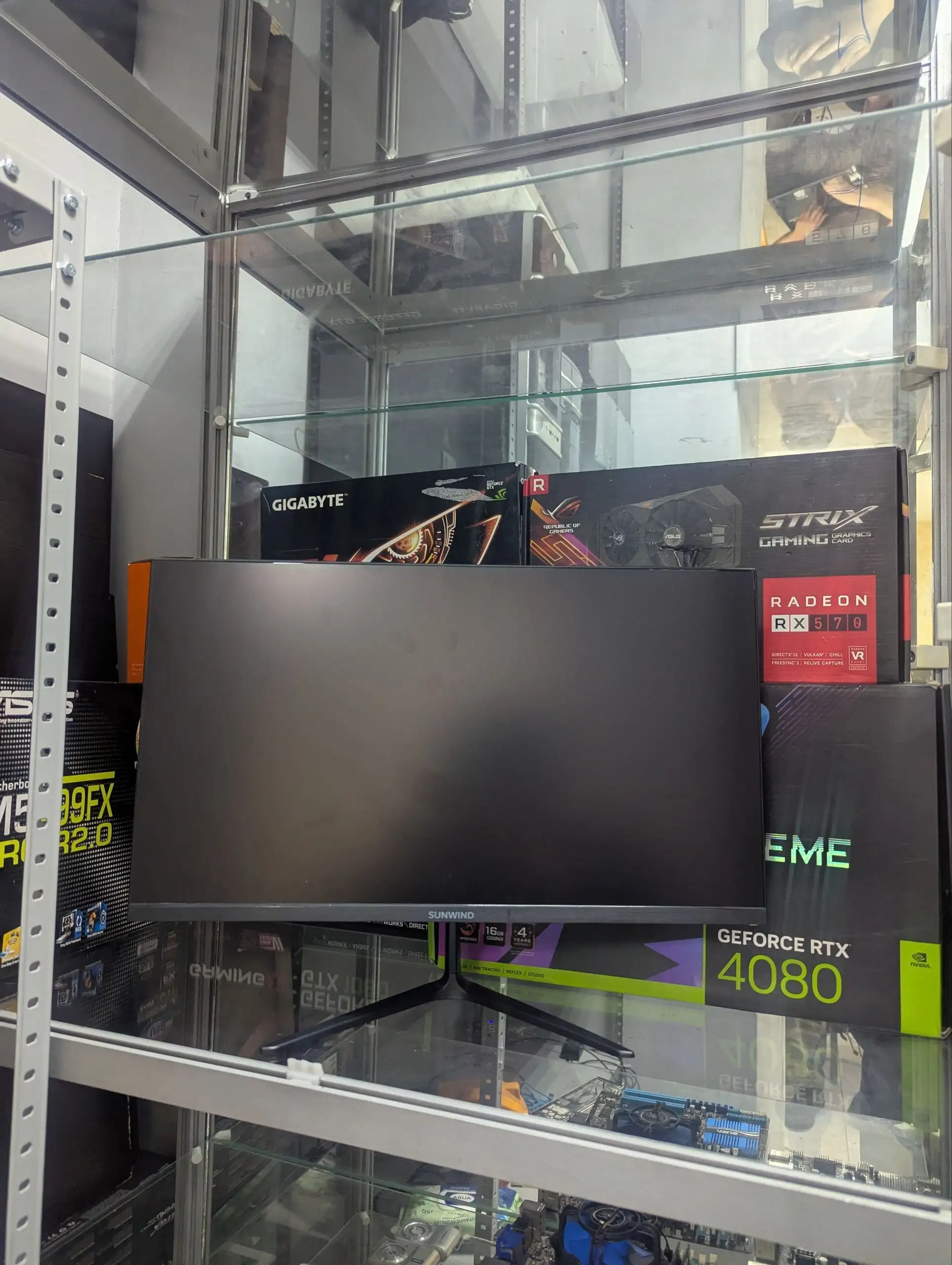 Монитор Sunwind 1920x1080 100 Гц - Мониторы (Электроника) в Новокузнецк