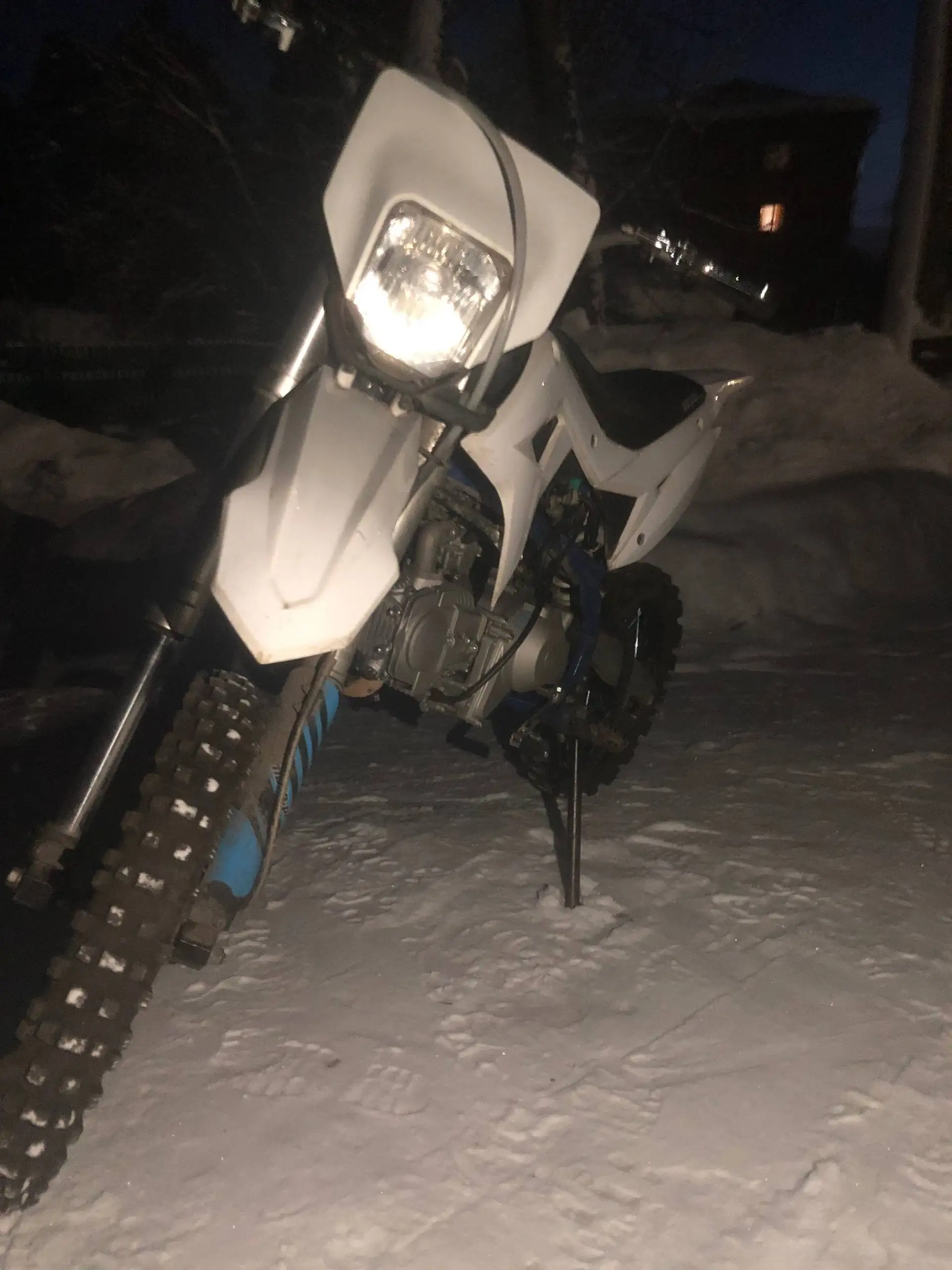 Обмен на 2106 или 2107 с новым двигателем - Легковые автомобили (Авто) в Новокузнецк