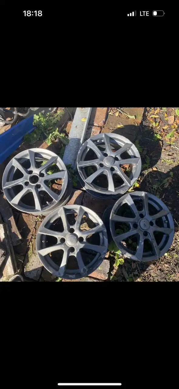 Продам литые диски с резиной 4x100 - Колёса и шины (Авто) в Новокузнецк