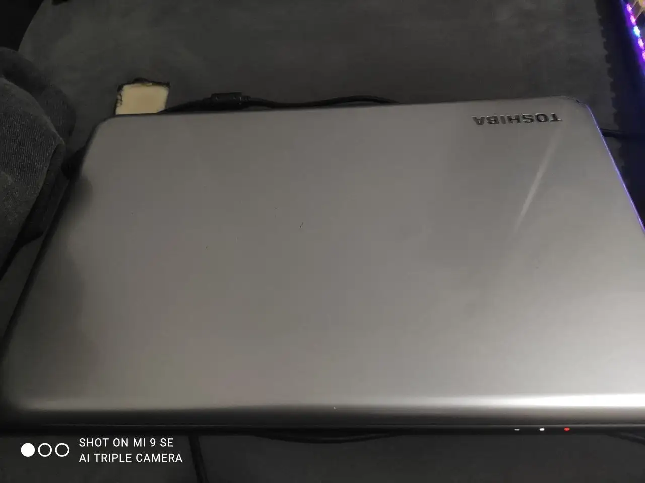 Ноутбук Toshiba с поврежденным экраном и неработающей клавиатурой - Ноутбуки (Электроника) в Новокузнецк