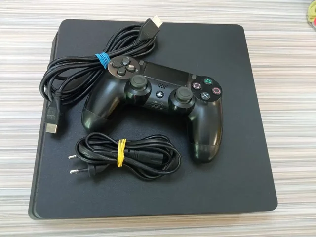 Sony PlayStation 4 Slim 1TB - частное объявление в Новокузнецк