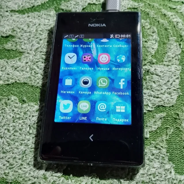 Nokia Asha 503 срочно - Компьютерные комплектующие в Новокузнецк