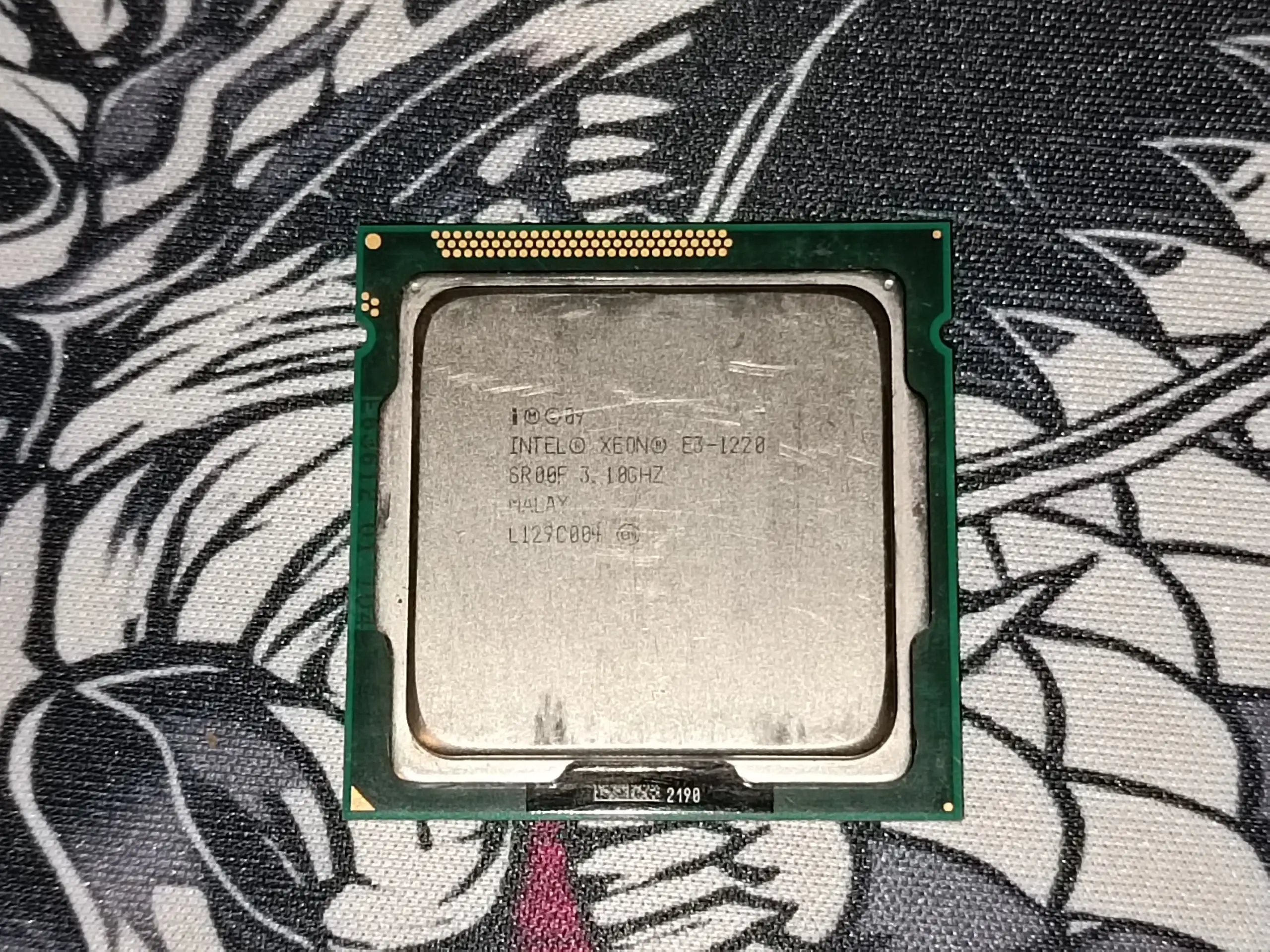 Оперативная память DDR3/DDR2 и процессор Intel Xeon - Комплектующие (Электроника) в Новокузнецк