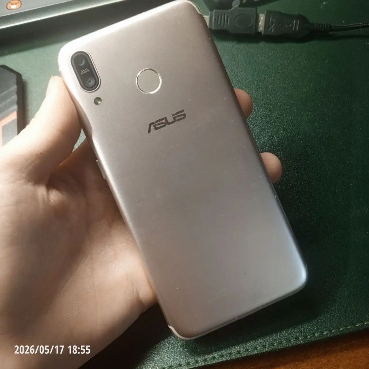 Продам / обменяю Xiaomi Mi A1 iPhone  конфигурация 3/32 ГБ - Мобильные телефоны (Электроника) в Новокузнецк