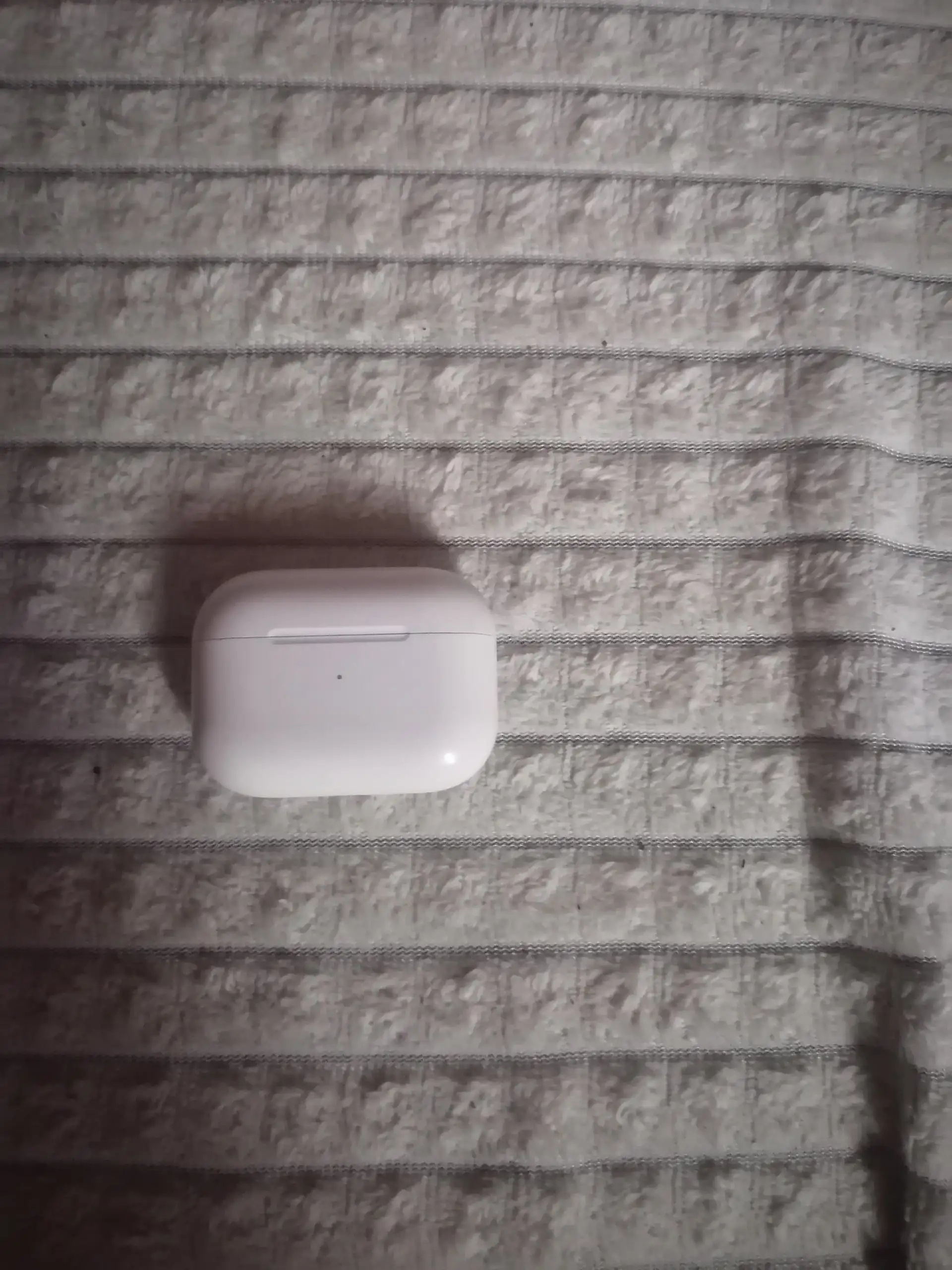 Продажа AirPods Pro (2-го поколения) и наушников с микрофоном - Наушники и аудиотехника (Электроника) в Новокузнецк