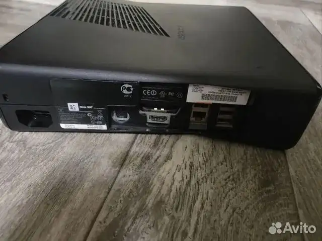 Xbox 360 250Gb Freeboot с играми и двумя геймпадами - Игровые приставки (Электроника) в Новокузнецк