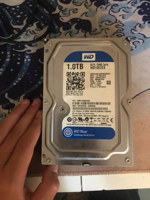 Продам жесткий диск HDD - Автоэлектроника в Новокузнецк