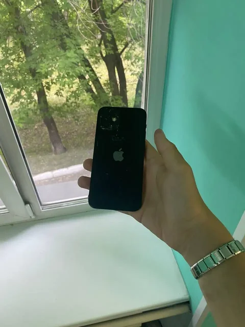 iPhone 12 64GB - частное объявление в Новокузнецк