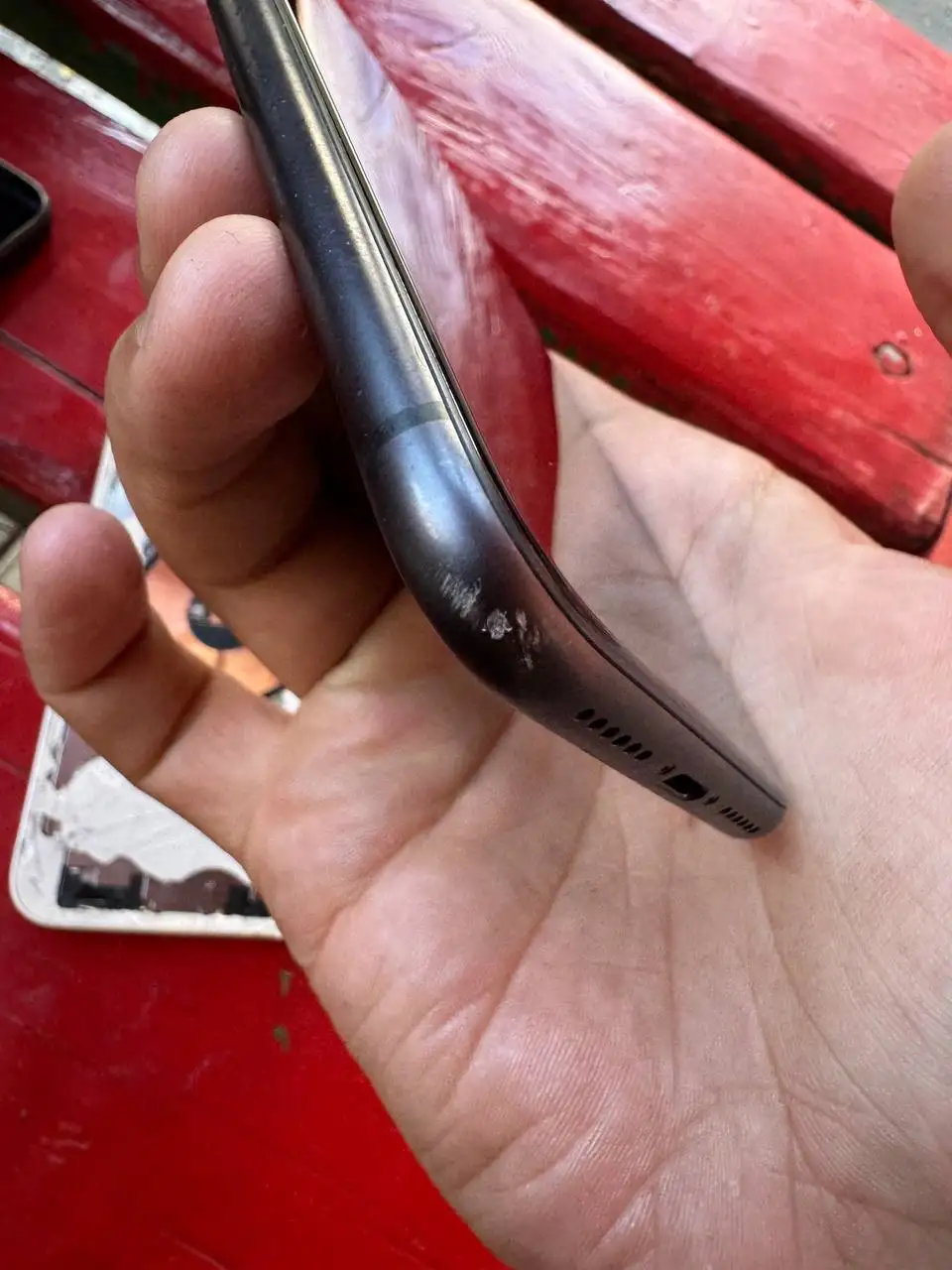 Обмен iPhone 11 и iPhone 12 на Pro/Pro Max - Мобильные телефоны и аксессуары (Электроника) в Новокузнецк