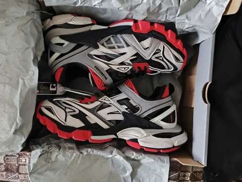 Продам/Обмен 43 сайз - Одежда в Новокузнецк