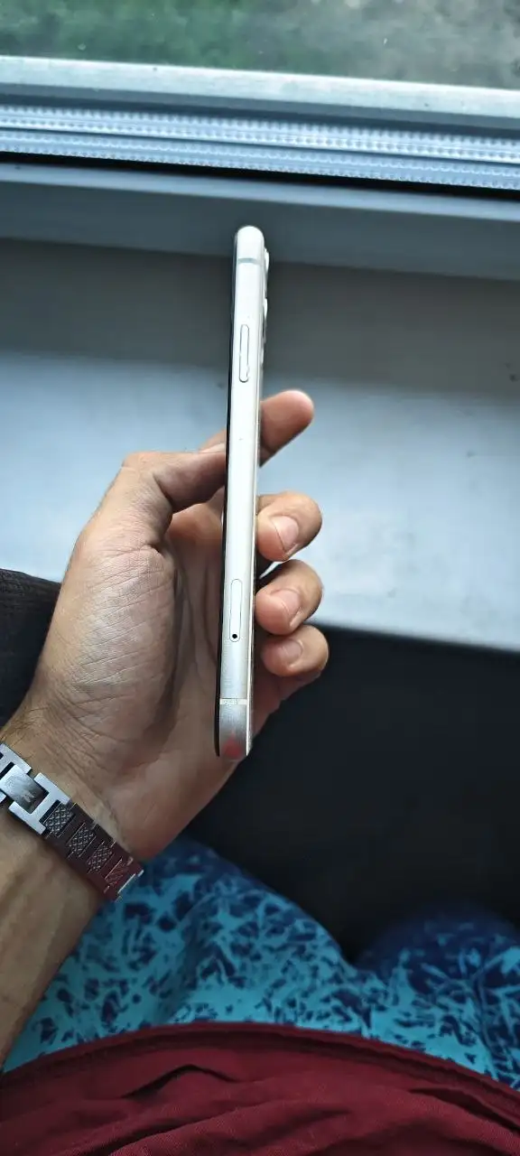 Продам iPhone 11 64GB - Смартфоны (Электроника) в Новокузнецк