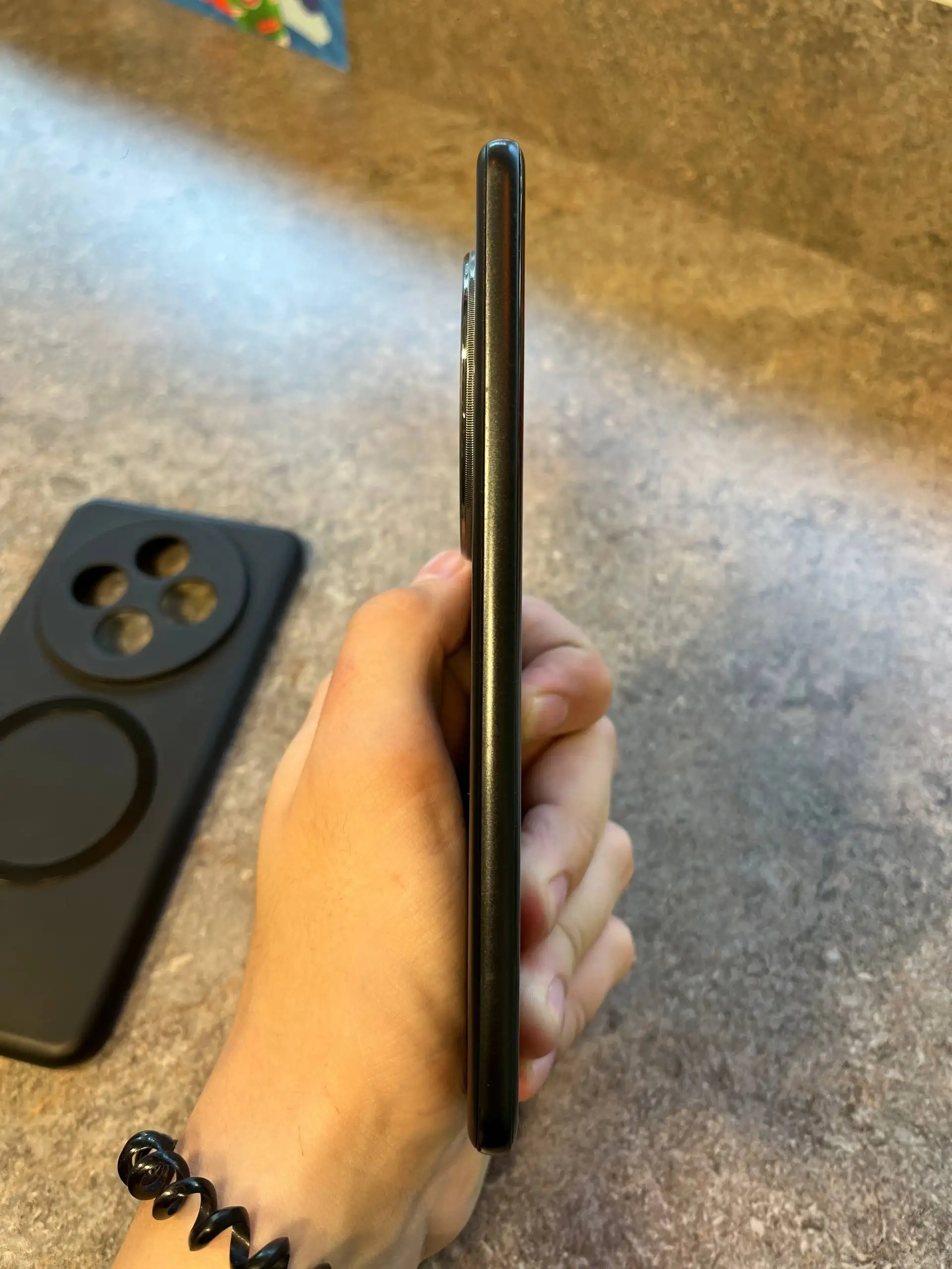 Продажа iQOO Z10 5G - Мобильные телефоны (Электроника) в Новокузнецк