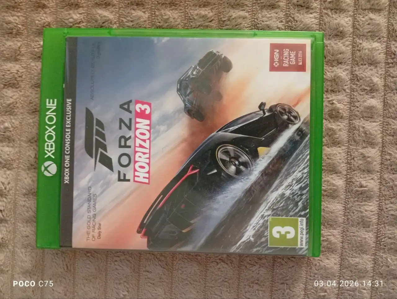 Xbox One S 1TB с играми и аксессуарами - Игровые приставки (Электроника) в Новокузнецк
