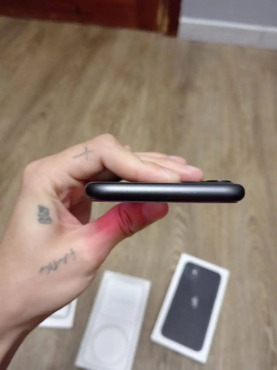 Обмен iPhone 11 на 12/13 Mini или 12/13 - Смартфоны (Электроника) в Новокузнецк