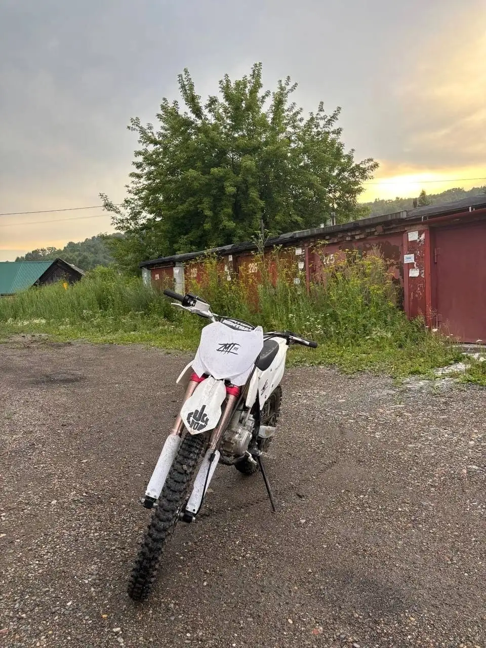Срочная продажа Motoland CRF 250 в отличном состоянии - Мотоциклы (Авто) в Новокузнецк