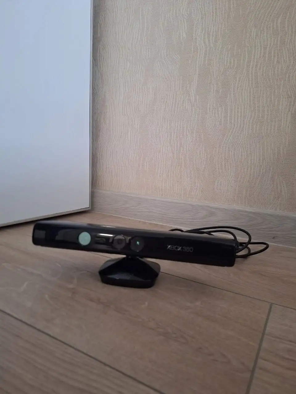 Xbox 360 Slim в хорошем состоянии - Игровые консоли и аксессуары (Электроника) в Новокузнецк