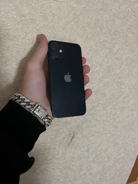iPhone 12 mini черный и синий - частное объявление в Новокузнецк