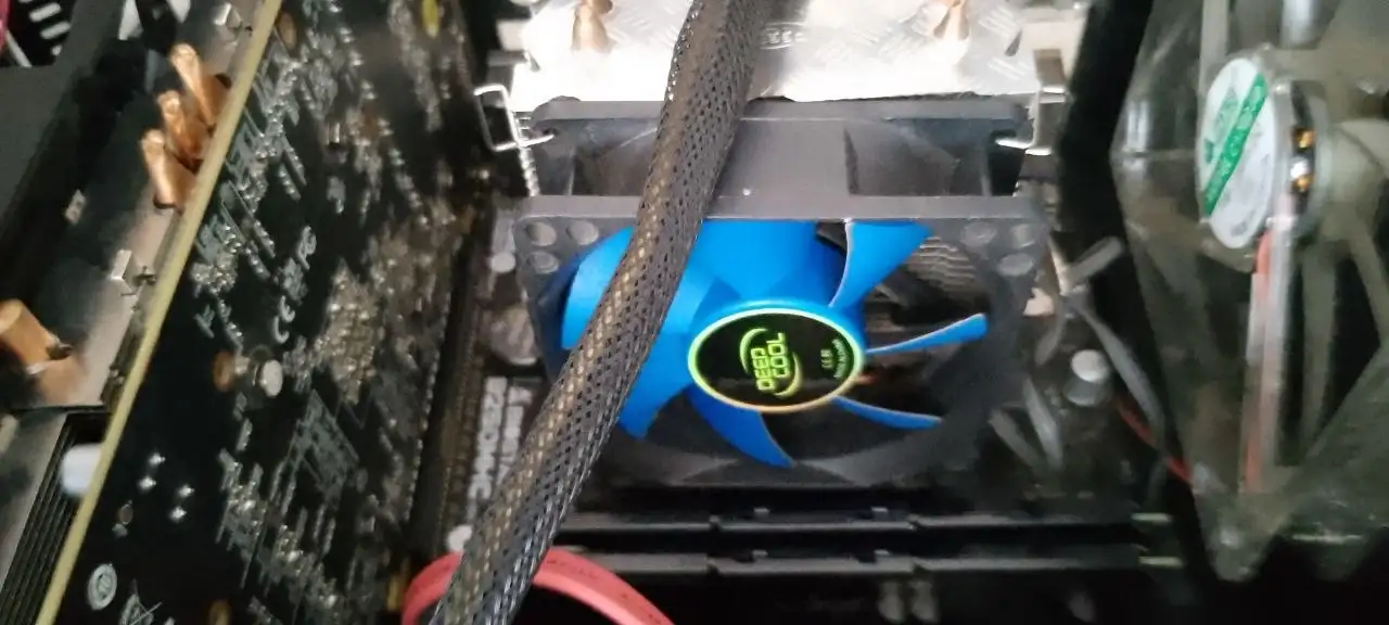 Продам комплект: Intel Core i3-7100 + мат. плата Biostar B250MHC + кулер Deepcool - Комплектующие для ПК (Электроника) в Новокузнецк