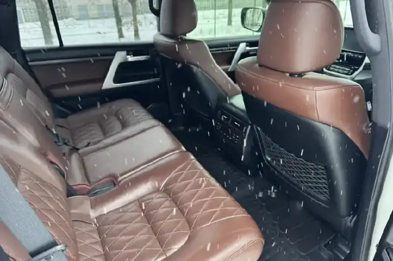 Toyota Land Cruiser 200 2017 Executive Lounge - Авто в Липецк