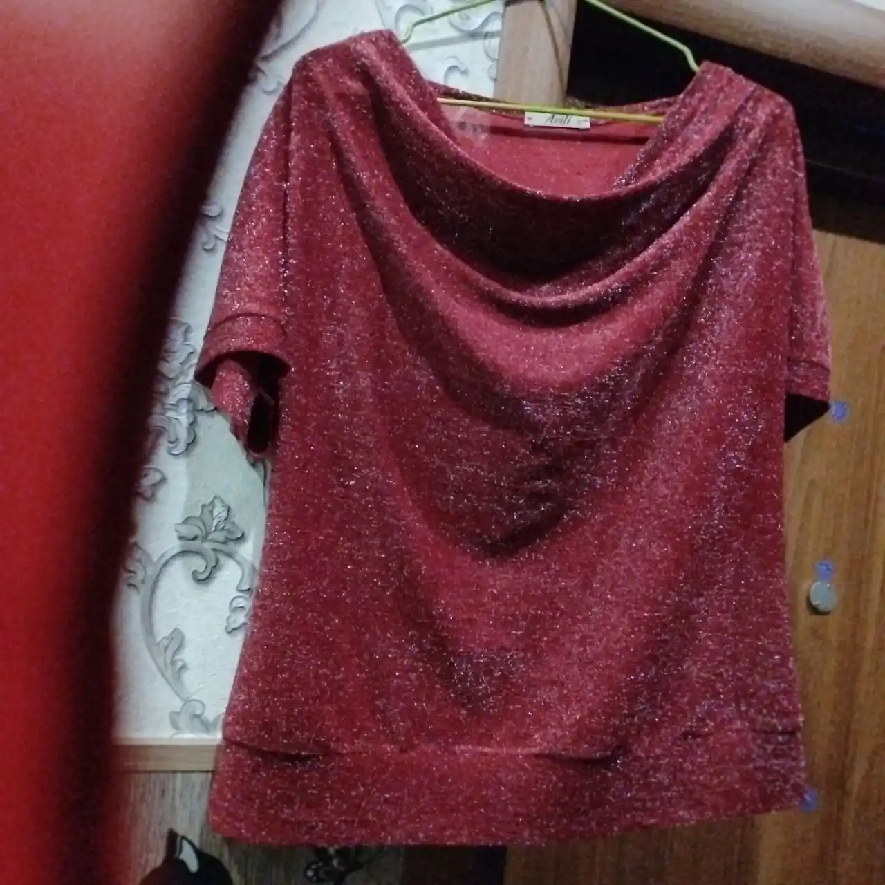 Блузка с люрексом