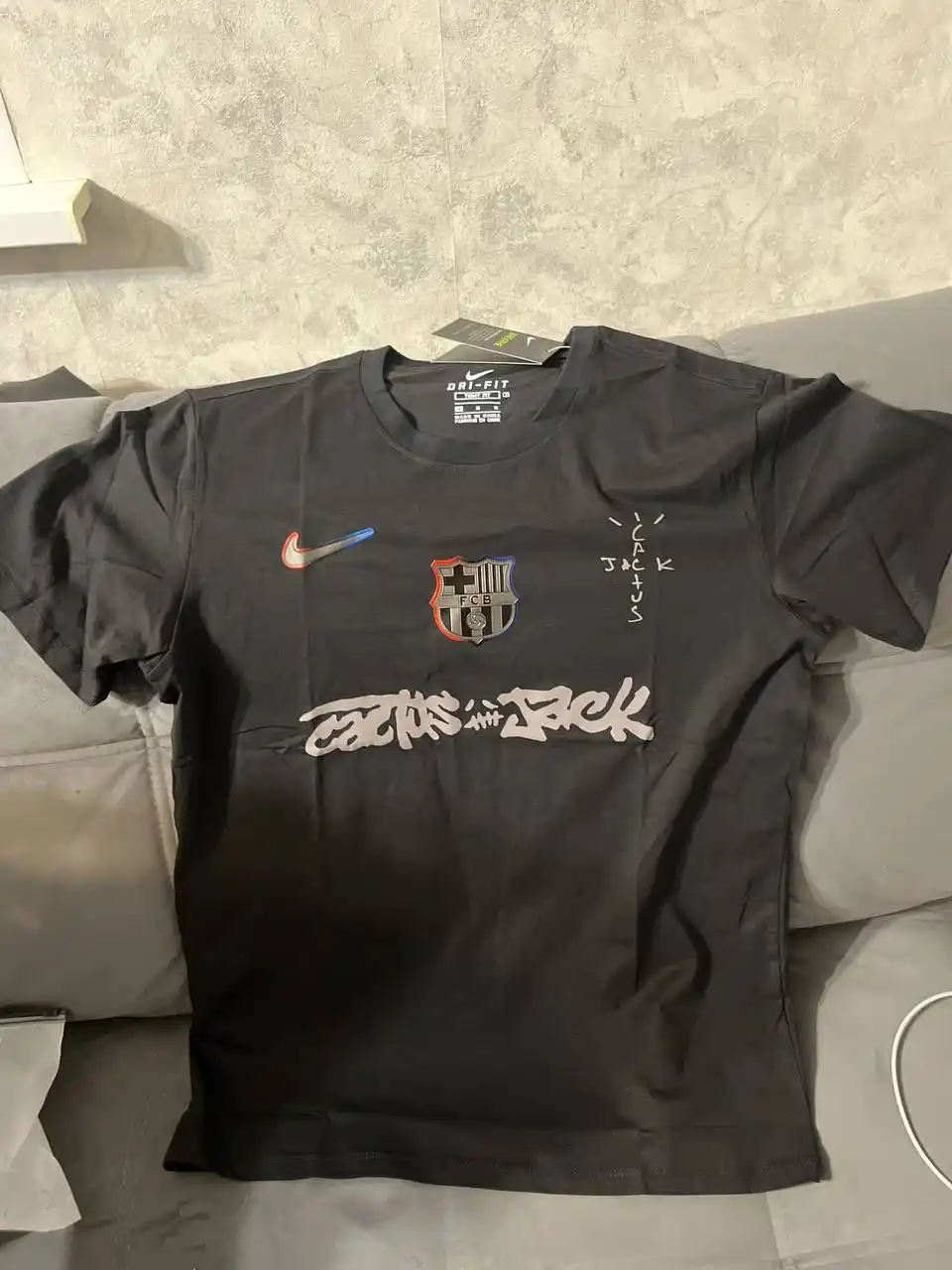 Продажа одежды размеров M/L