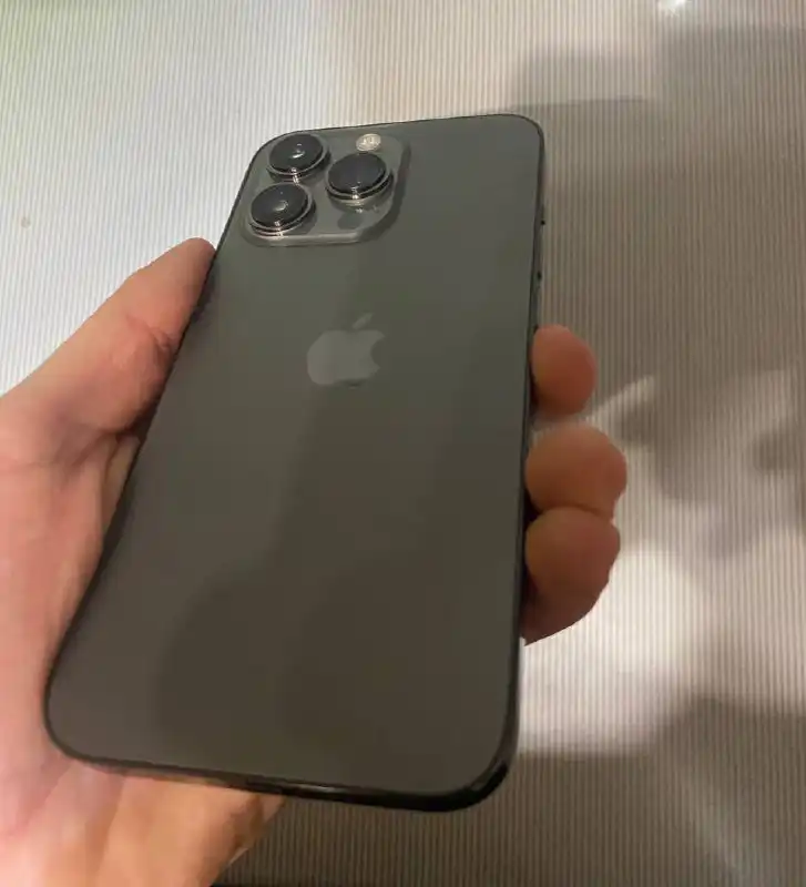 Продам iPhone 13 Pro 256GB