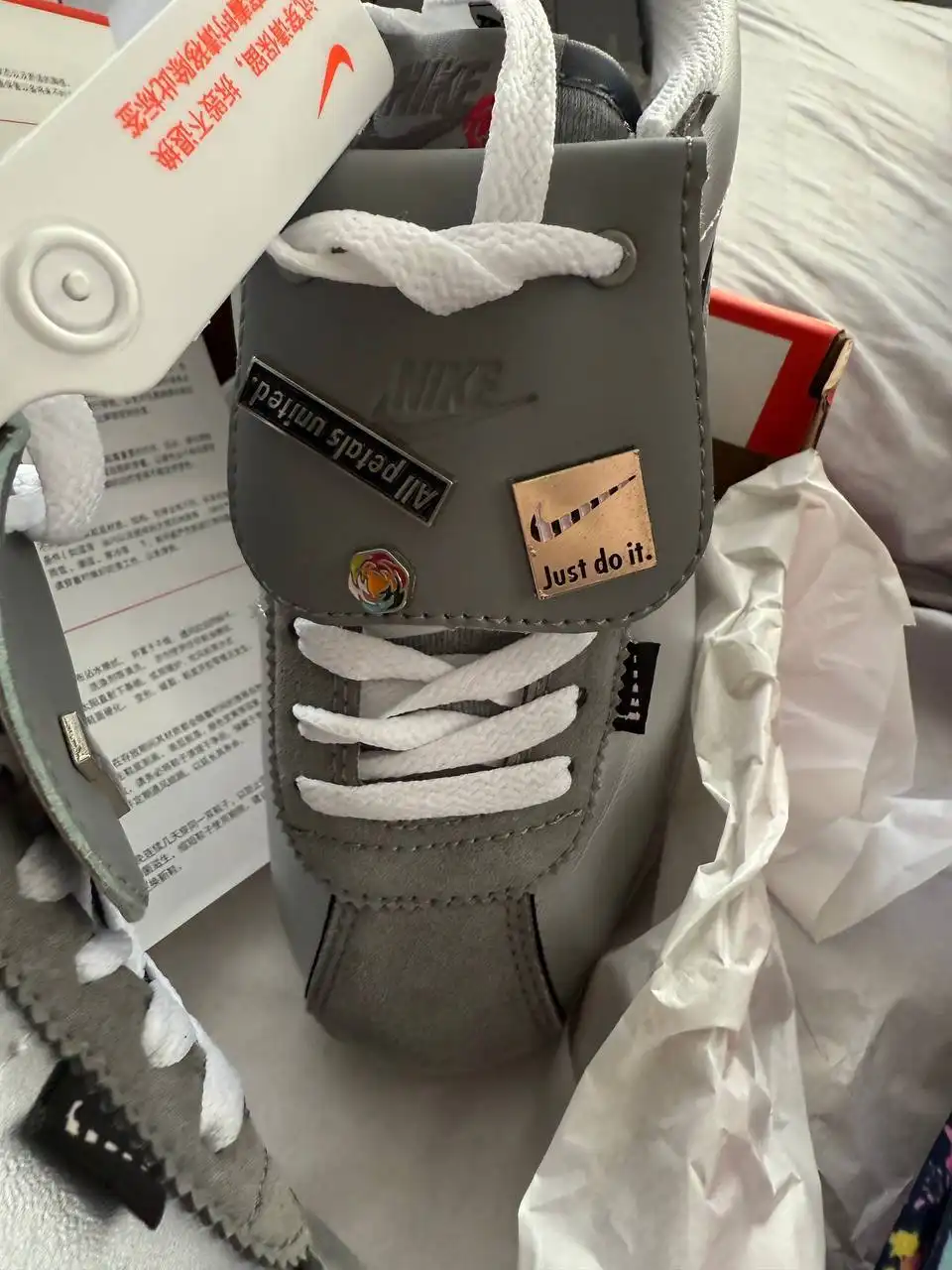 Продажа кроссовок Nike Cortez