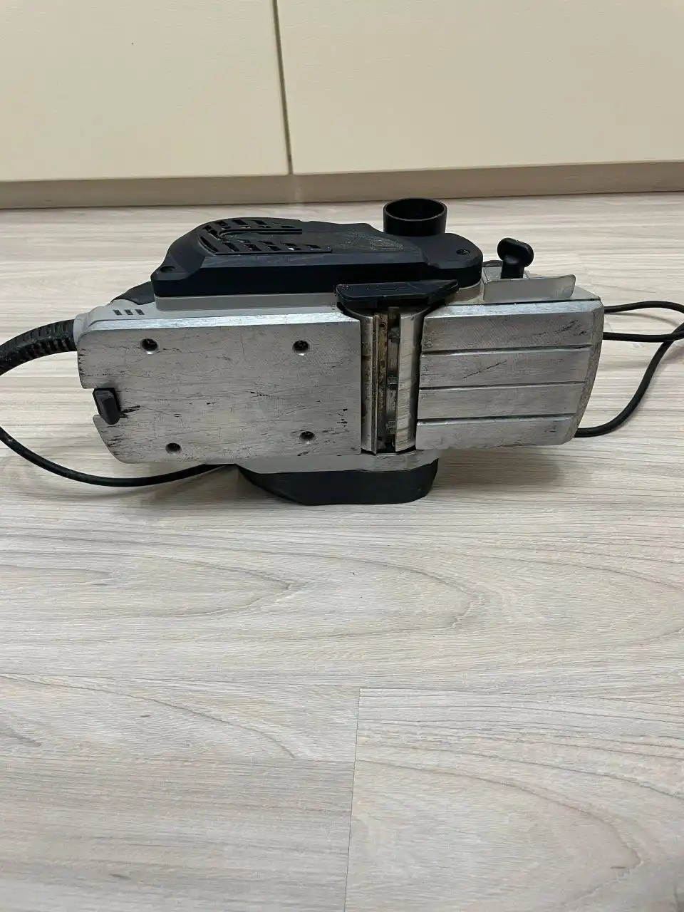 Электрический рубанок Интерскол Р-102/1100ЭМ