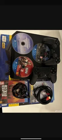 Продажа PS4 Slim 1TB с дисками и джойстиками - Электроника в Уфа