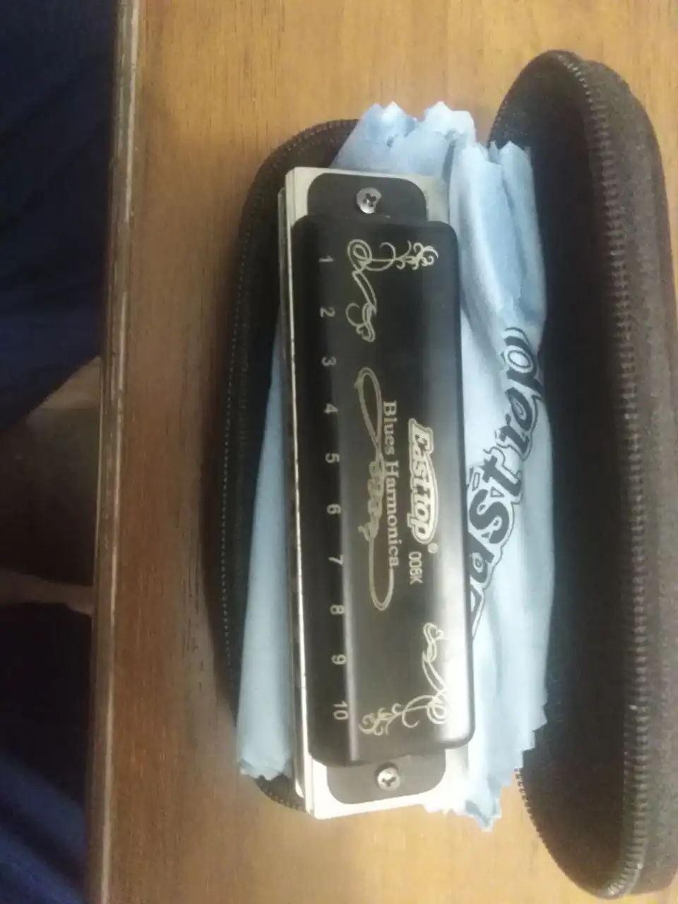 Губная гармошка с чехлом и тряпкой