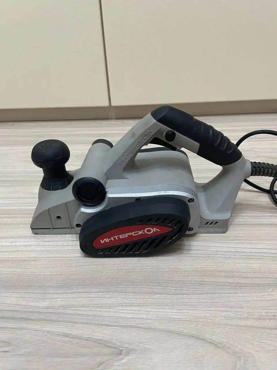 Продажа бытовой техники, инструментов и одежды